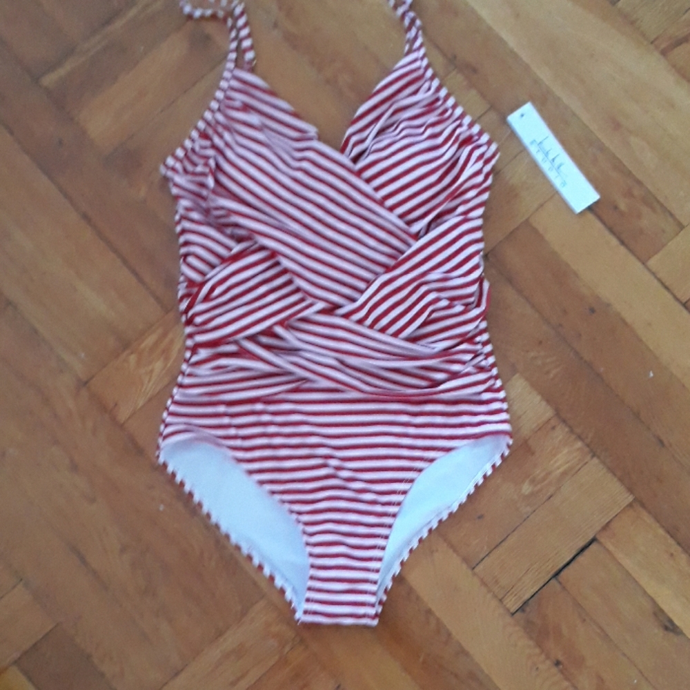 Swim suit